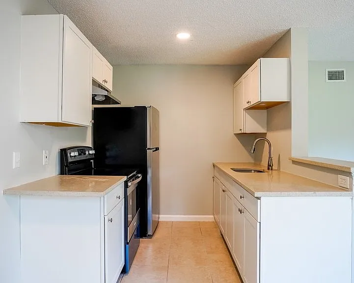 920 E Midway Rd #926 — Photo 1