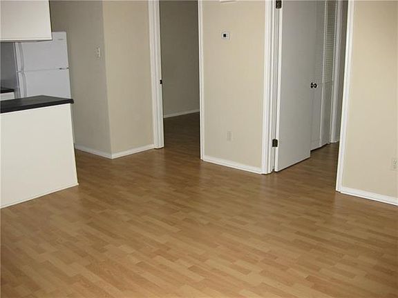 2nd image of 605 Nelray Blvd #14