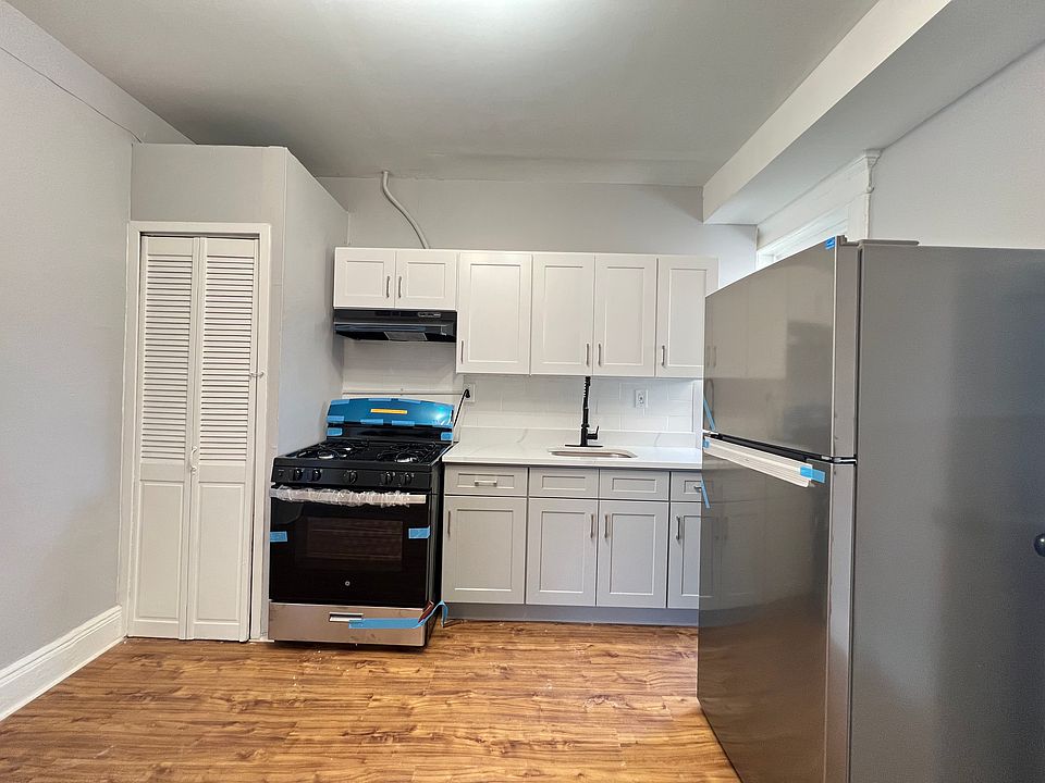 1st image of 1591 Kennedy Blvd #3