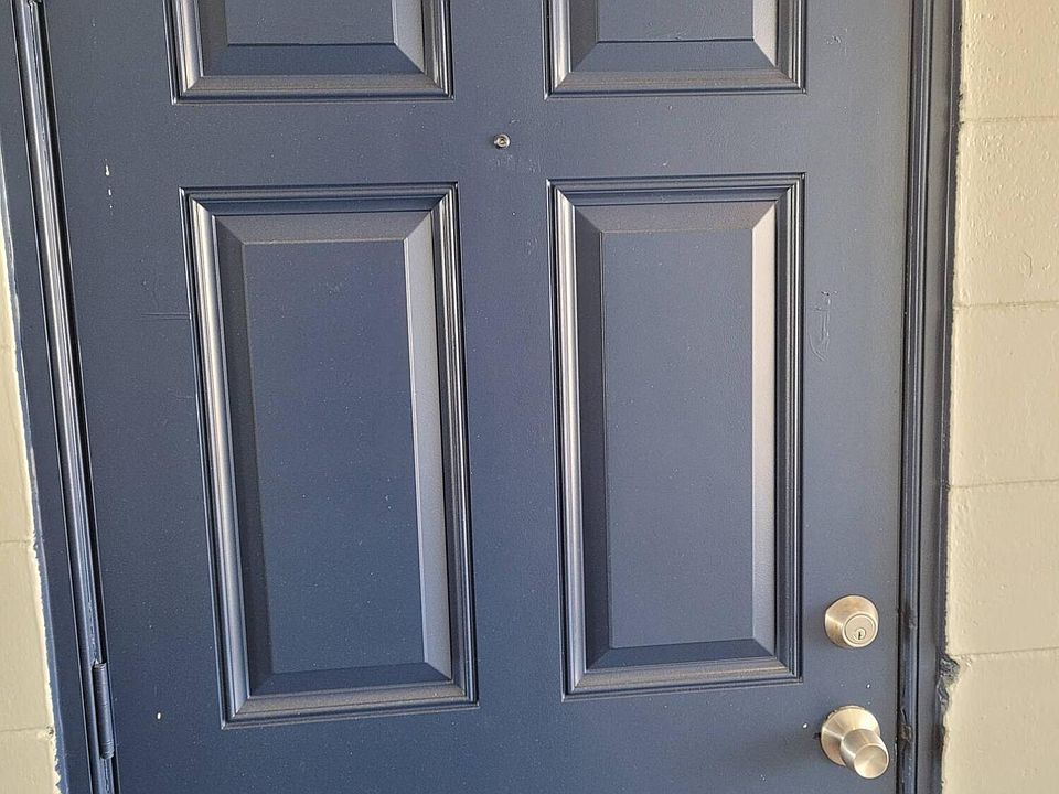 1st image of 130 Bouganvillea Dr #10