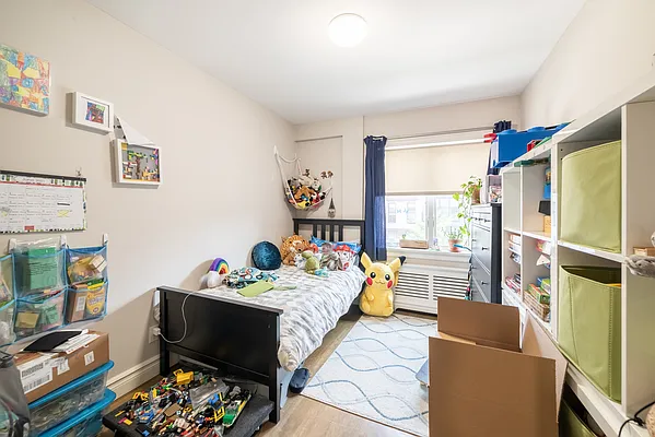 Rented by Joel Scharf, LREB | media 37