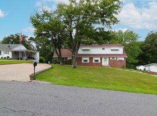 343 Pepper Ln, Paducah, KY 42001