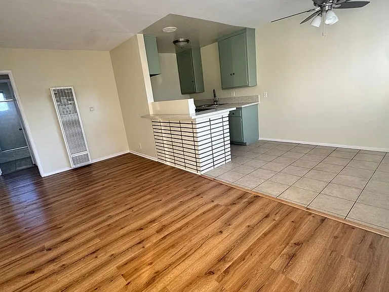 6280 Cherry Ave #12 — Photo 4