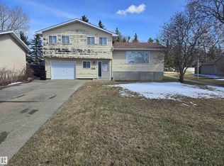 3415 81st St NW, Edmonton, AB T6K 0G3