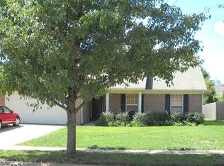 457 Skyview Ln, Lexington, KY 40511