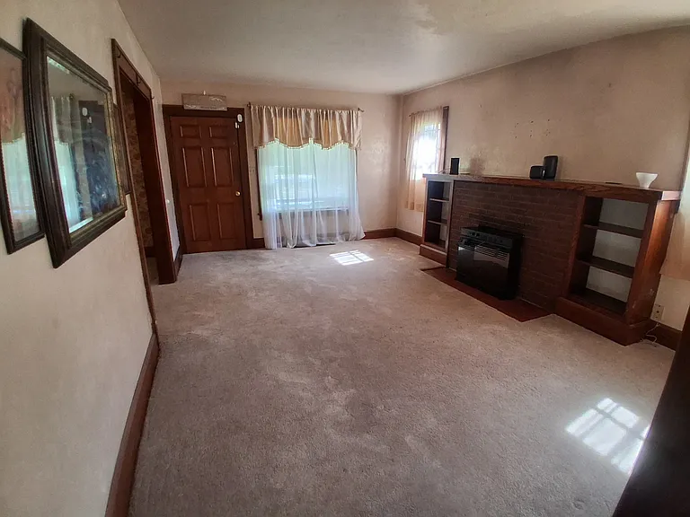 354 E Indianola Ave #1 — Photo 16