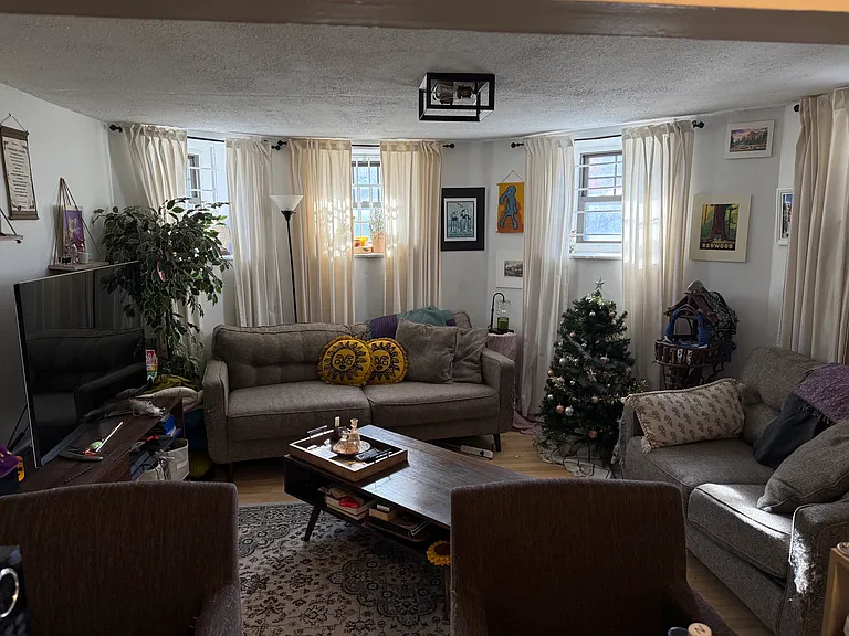 59A Brighton Ave #A — Photo 11