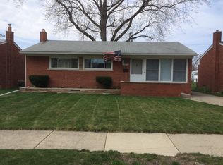 22015 Schroeder Ave, Eastpointe, MI