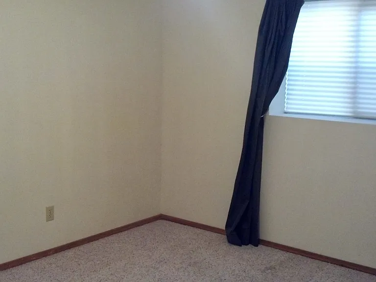 5952 Corinth Dr — Photo 6