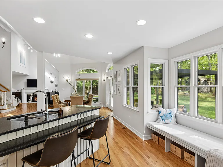 2 Red Creek Cir — Photo 18