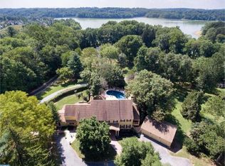 140 Timber Lake Dr, Media, PA 19063