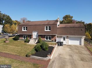 425 Brewster Dr, Newark, DE 19711