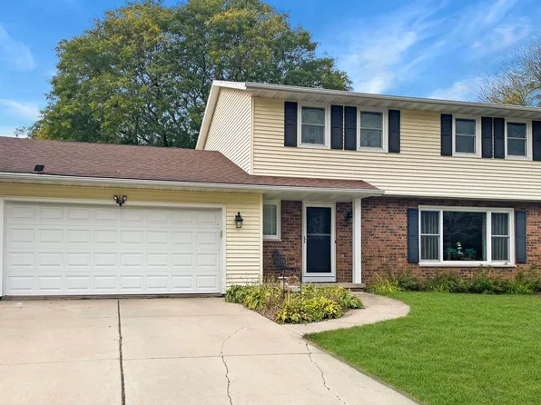 3124 E River Dr, Green Bay, WI 54301