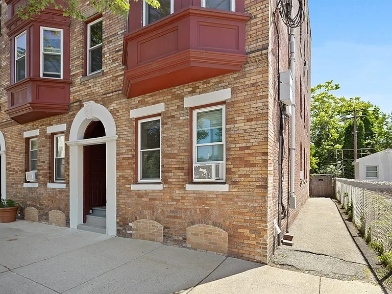 764 Cambridge St #4 — Photo 19