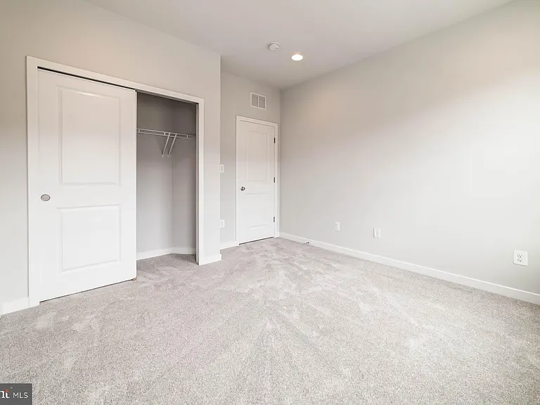 6227 Almerico Pl — Photo 59