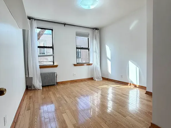 134 Dupont St #A, Brooklyn, NY 11222