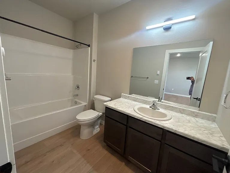522 W Bickford St — Photo 21