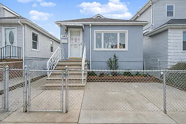 369 Grimsby Street, #PH