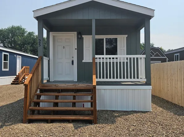 370 W 12th S #25, Mountain Home, ID 83647
