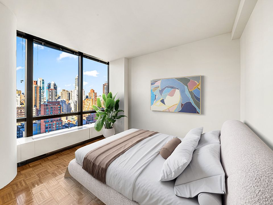 1st image of 420 E 61st St APT 16A