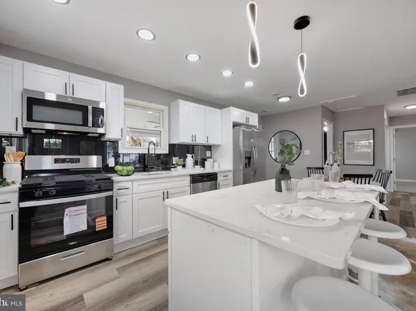 1002 7th St, Laurel, MD 20707