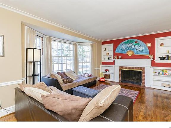 3rd image of 7422 Canton Ave