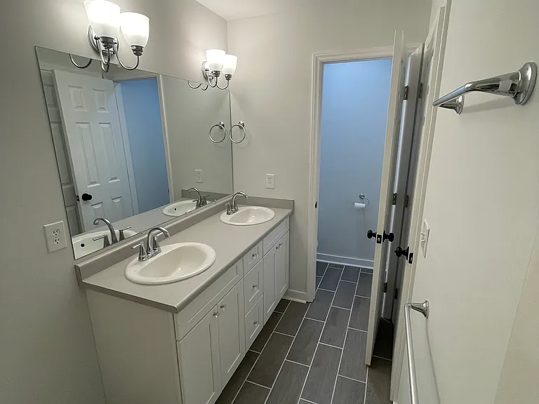 12 Alabama Ave — Photo 12