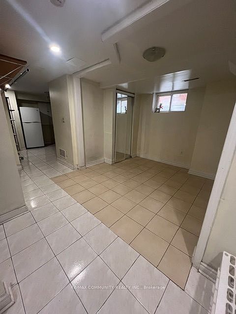 1st image of 39 Briarglen Ct #Basement