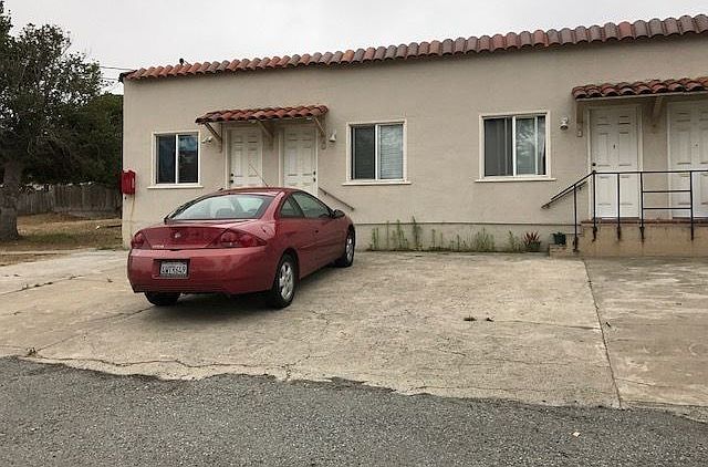 2nd image of 3298 Del Monte Blvd APT 3