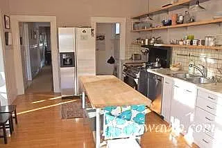 Top floor remodeled Edwardian flat. Approx. 1680sf! — Photo 2