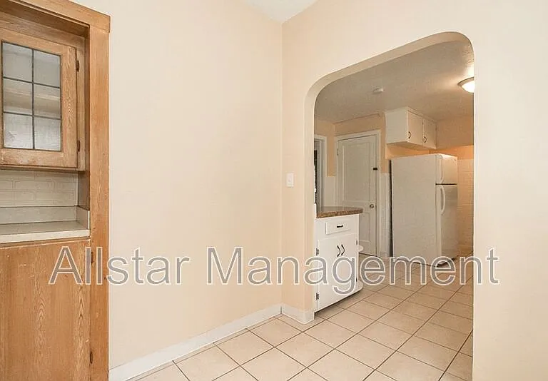 2100 Cottage Grove Dr — Photo 43