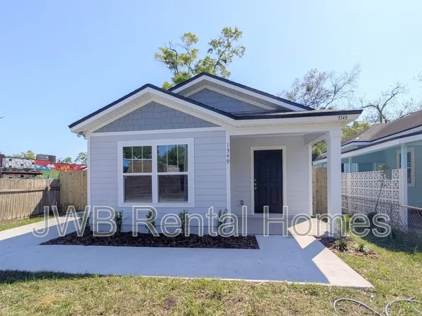 1349 Rushing St, Jacksonville, FL 32209