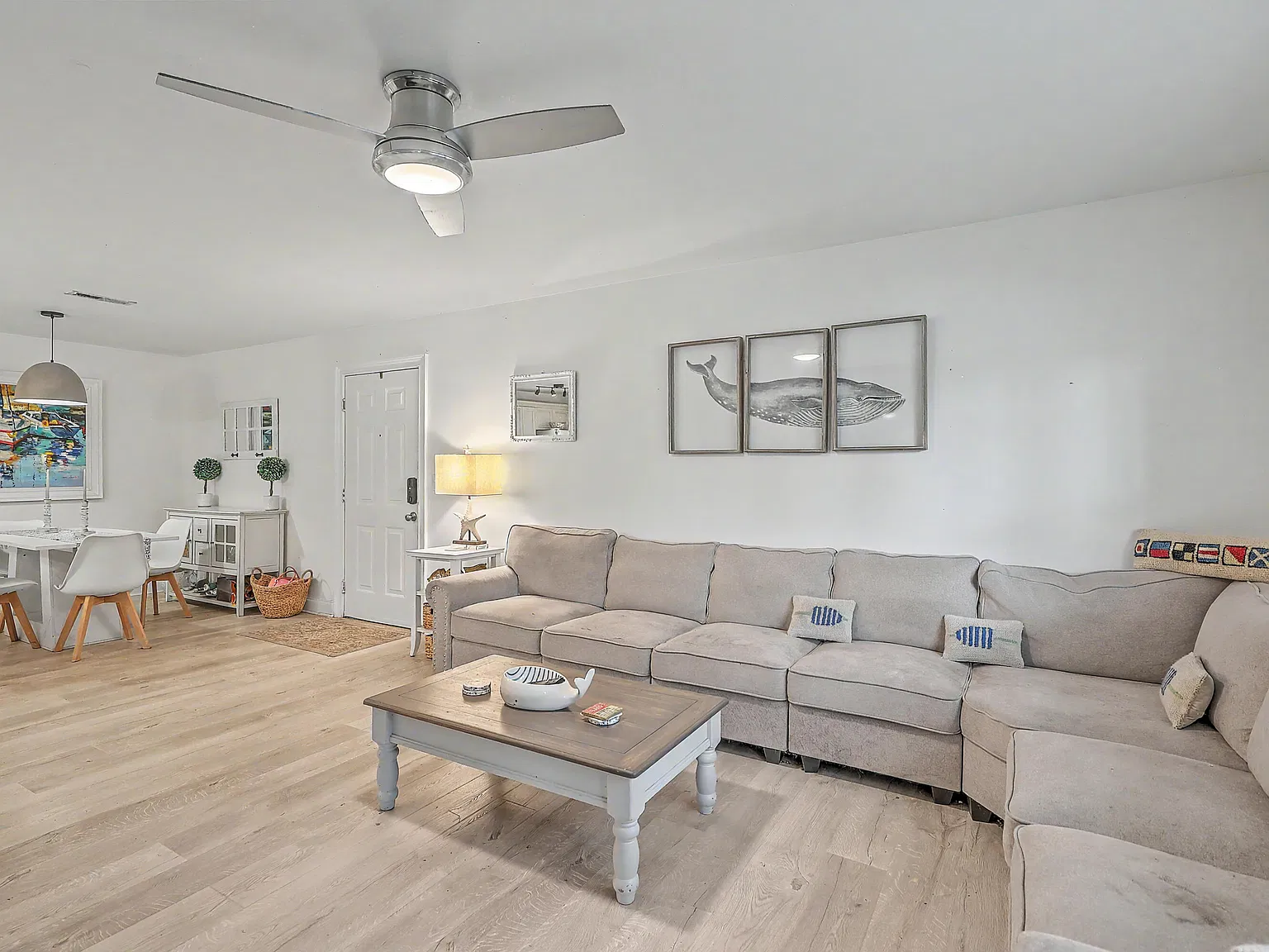 3 bed, 2.0 bath, 1329 sqft, $2,800 — Photo 4