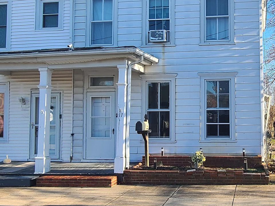 2nd image of 17 W South St