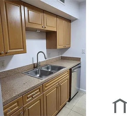 2944 NW 55th Ave #1B — Photo 7
