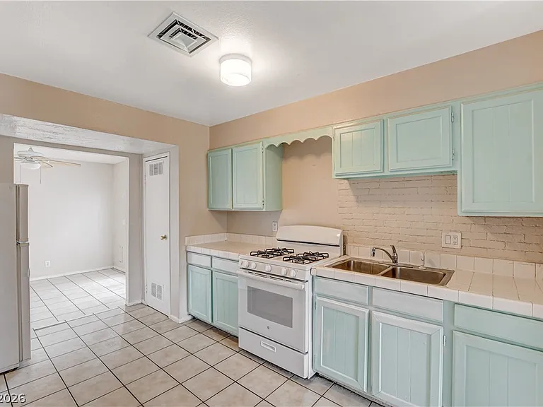 3928 Torsby Pl #0 — Photo 13