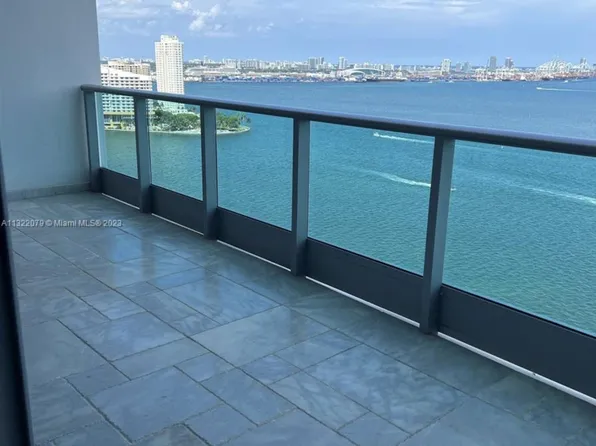 1331 Brickell Bay Dr, Miami, FL