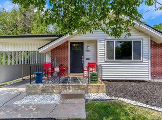 2555 E Maplewood Avenue, Littleton, CO 80121