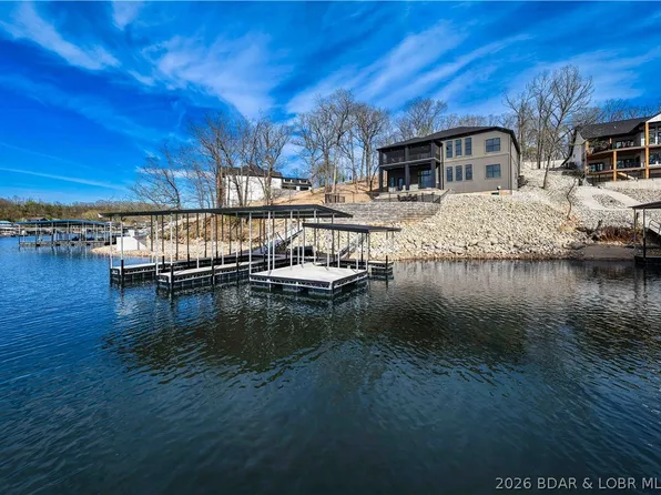 205 Beachnut Dr, Sunrise Beach, MO 65079