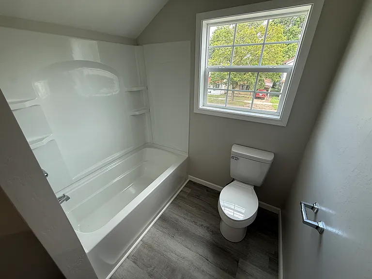 252 Front Ave SE #252 — Photo 6