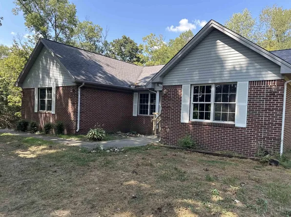 90 P Pool Rd, Cadiz, KY 42211