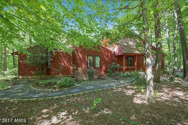 1st image of 5020 Willowmeade Dr