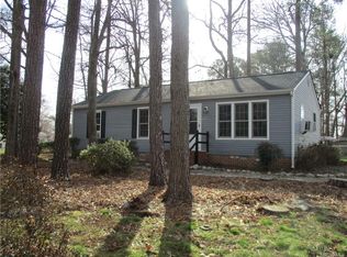 8601 Watchhaven Ln, North Chesterfield, VA 23237