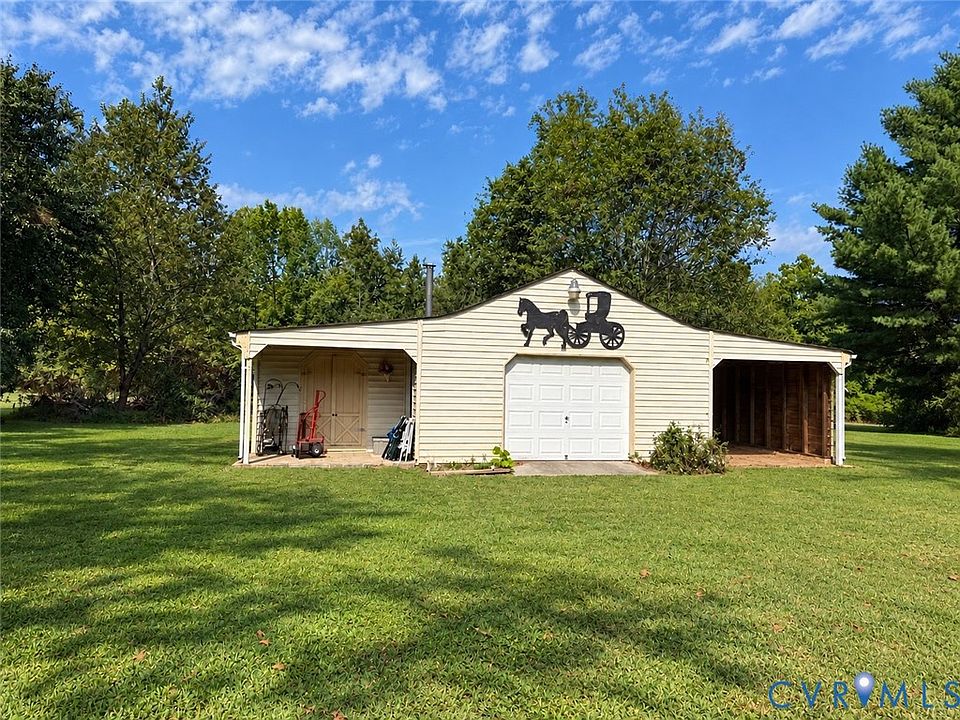 2nd image of 237 Sandy Point Rd