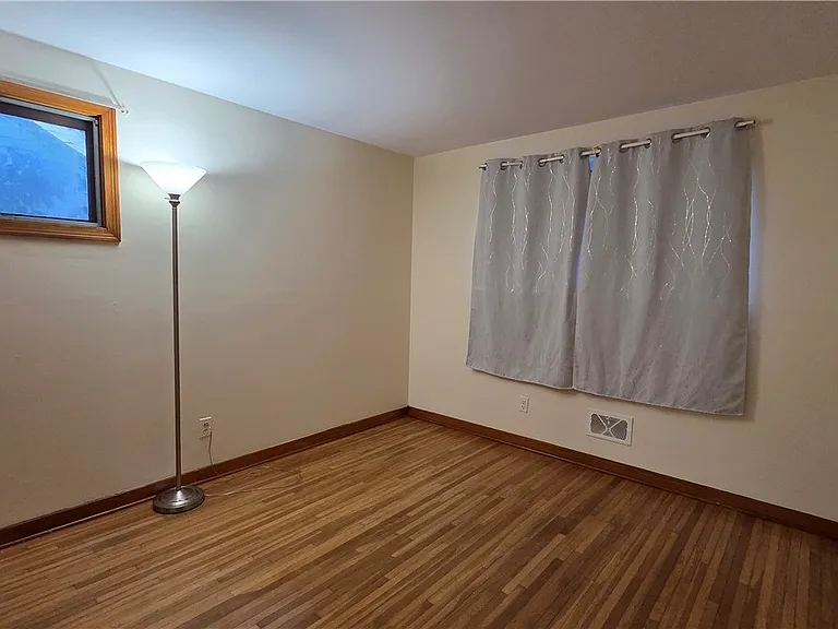 419 Cherokee Dr — Photo 20