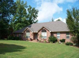 41 Barkwood Cv, Jackson, TN 38305