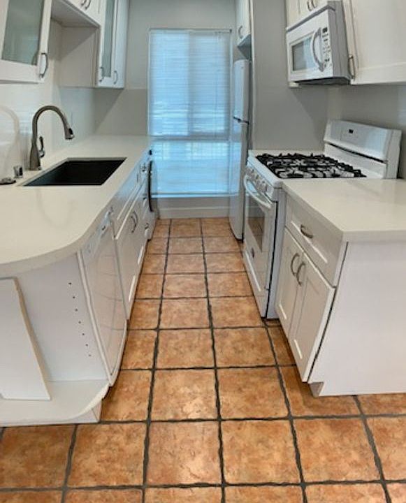 1st image of 2615 2nd St #11479637