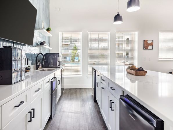 10501 Day Lily Dr #7-735