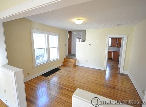 4th image of 68 W Longview Ave