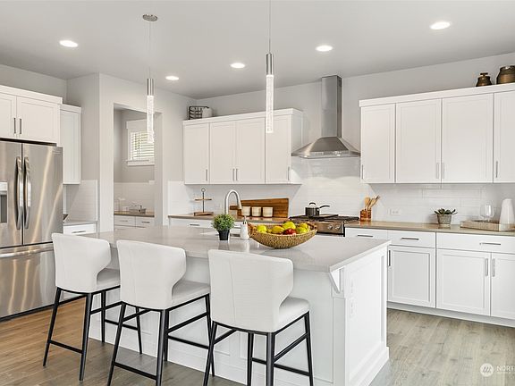 5th image of 1431 114th Avenue E